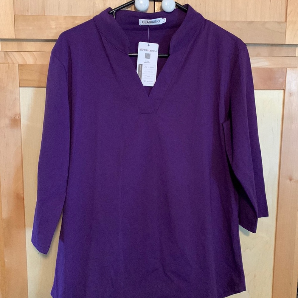 Ceasikery top. Size Large